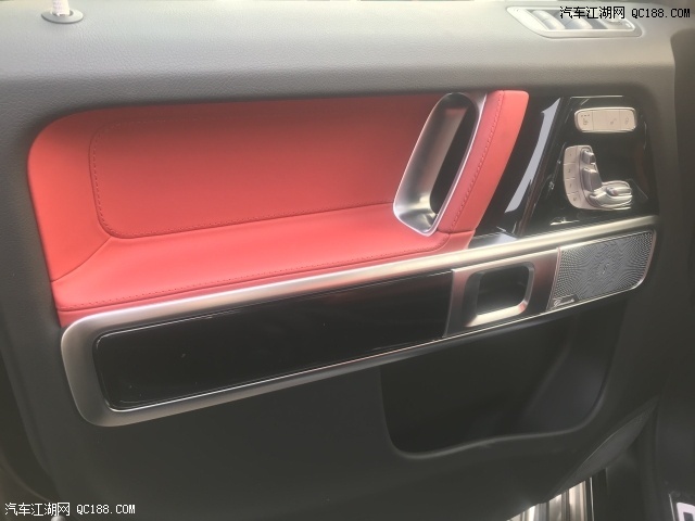 20款奔驰G550美版磨砂黑红高端SUV越野车